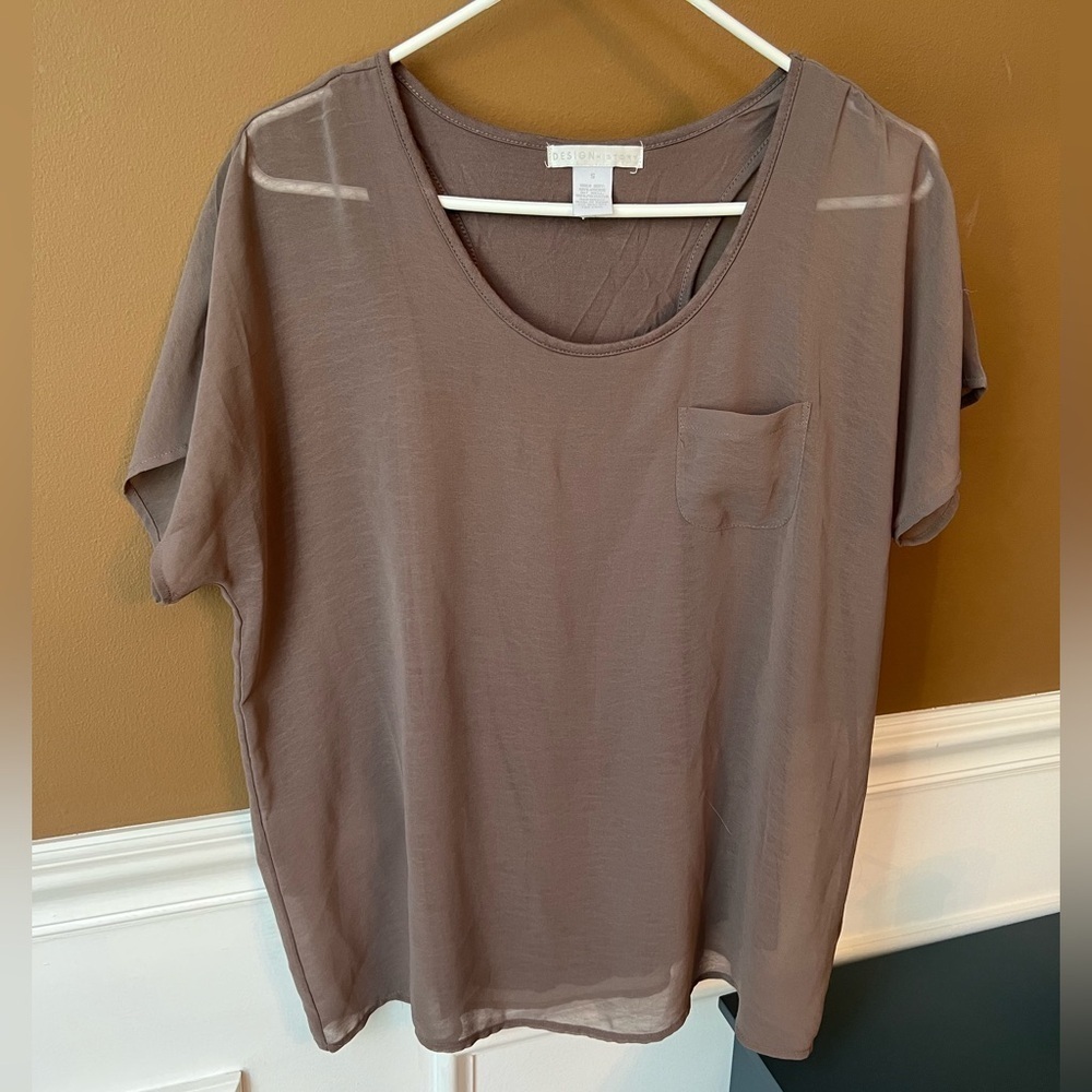 Design History Womens Sheer Taupe Boxy Short Sleeve Blouse Attached Tank Size S
